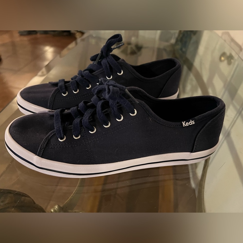 Ked’s size 8 - Navy. Ortholite. Like new.